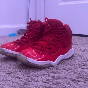 Jordan 11 win like 96 size 12C (READ DESC)